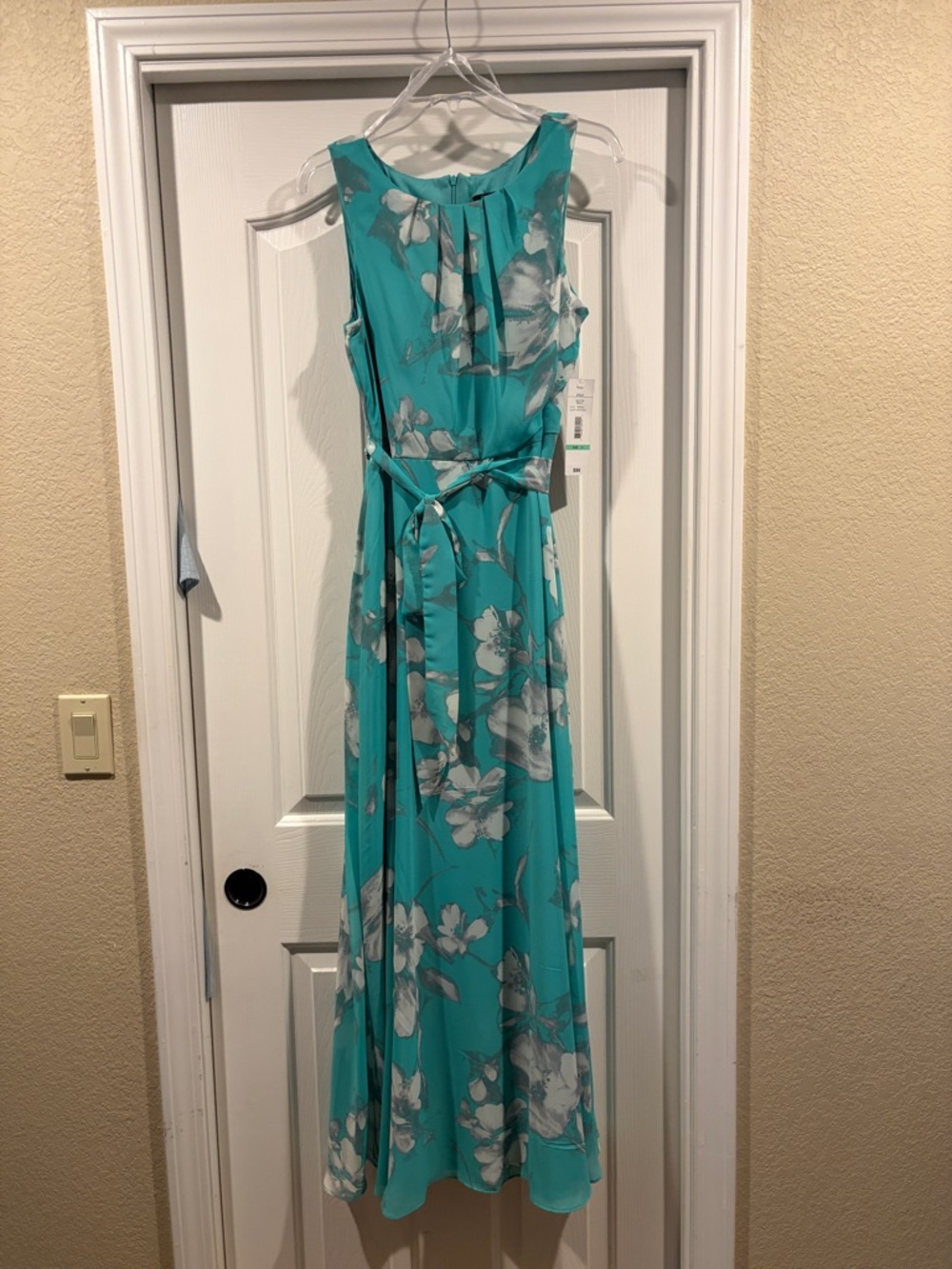 R & K Sleeveless Teal Floral Maxi Dress with Tie Waist NWT size 8 - Picture 2 of 7